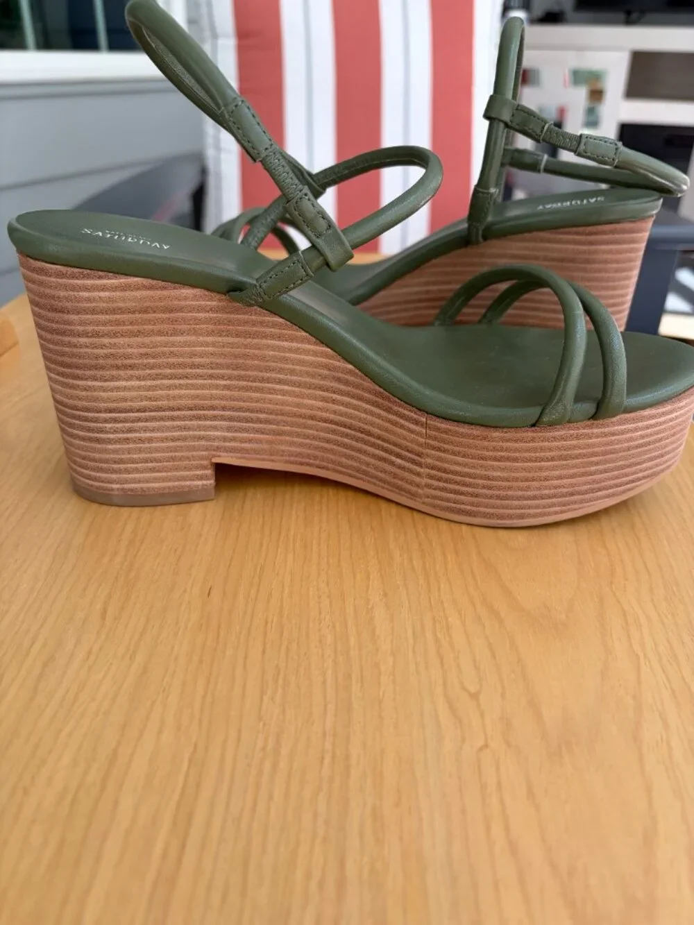 Kate Spade Saturday 2013 Archival Olive Green Strappy Platform Sandals Sz 8.5